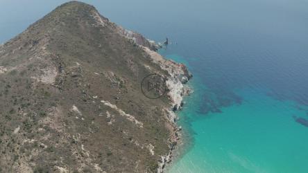 宁静的海岸线，碧蓝的大海[4K]