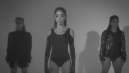 三位黑白芭蕾舞演员的舞蹈[免费商用]