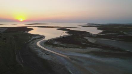 日落时的抽象海滨，风景[4K]