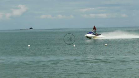 喷气式滑雪急转弯[]