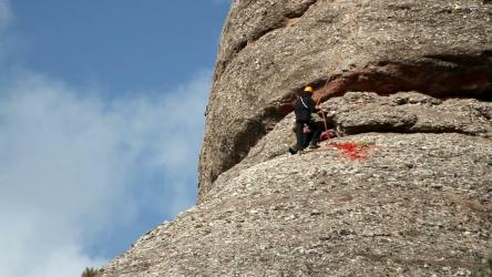 登山者在山上[免费商用]