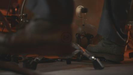 鼓手表演时的脚[4K免费商用]