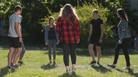 基督教祈祷团[]