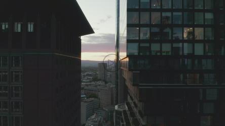 Close-up view of a building in Frankfurt[4K]