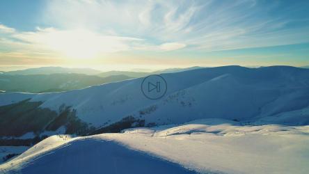 阳光照耀着雪山[4K]