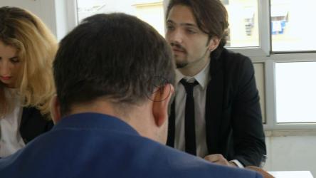 讨论办公室工作[]