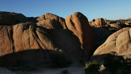 沙漠中的岩层[免费商用]