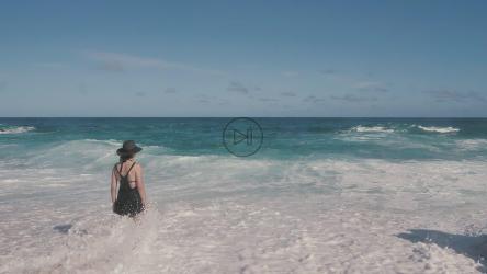 脚在海里的女人[免费商用]