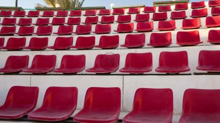 露天剧场的户外座位[]