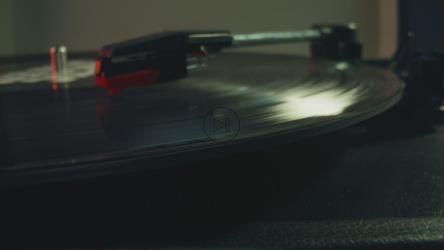 转盘播放唱片的特写镜头[4K免费商用]
