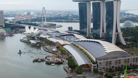 新加坡摩天大楼和港口延时[4K]