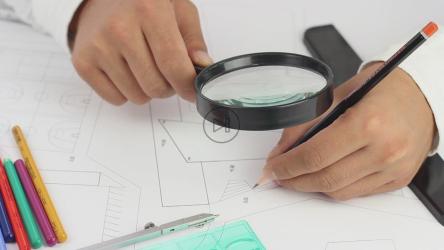 用铅笔绘制建筑蓝图[]