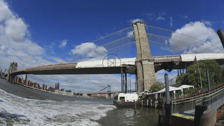 东河的时间推移[]