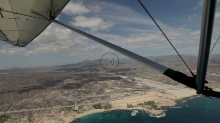 从空中俯瞰海岸[免费商用]