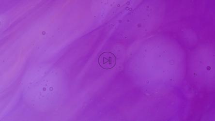 质地粘稠的紫色液体缓缓流动[免费商用]