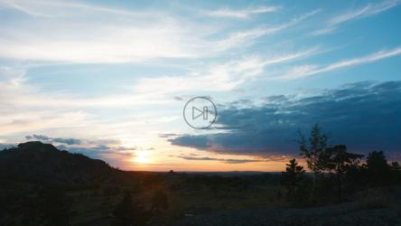 野外日落的时间流逝[4K]