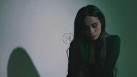 芭蕾舞演员表演艺术动作[免费商用]