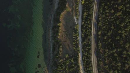 Vibrant coastal roads[]