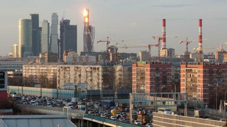 双向交通繁忙[4K]