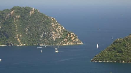 帆船在海洋中航行[4K]