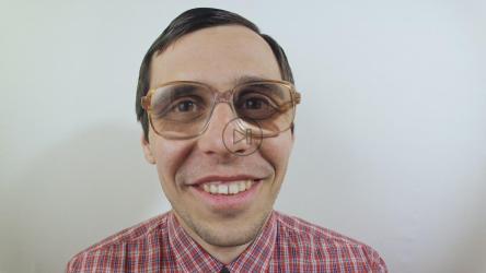 戴眼镜的男子惊讶，肖像[4K]