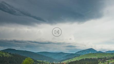 村庄多云景观[4K]