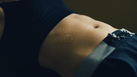 锻炼妇女的腹部[]