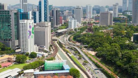 吉隆坡的城市建筑和交通[4K]