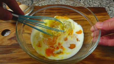 Mixing up an omlette[]