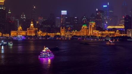 上海河畔的照明建筑[4K]