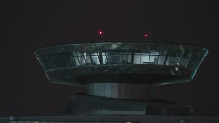 机场塔台的延时[]