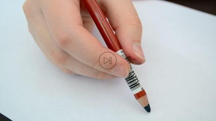 足球教练绘制阵容和策略[]