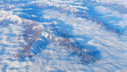 从飞机上看山脉[4K]