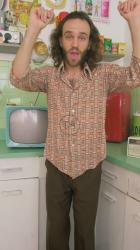 男人在60'；s的厨房[免费商用竖屏]