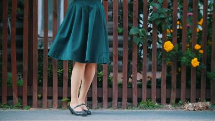 在街上跳踢踏舞的女人的腿[4K]