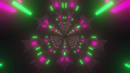 用旋转部件穿过隧道[4K]