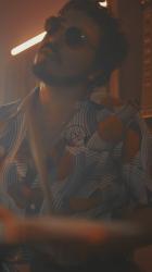 时尚鼓手打鼓[免费商用竖屏]