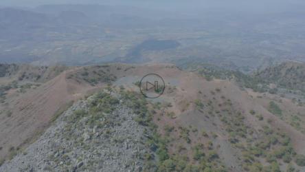 鸟瞰图中的自然干旱景观[免费商用]