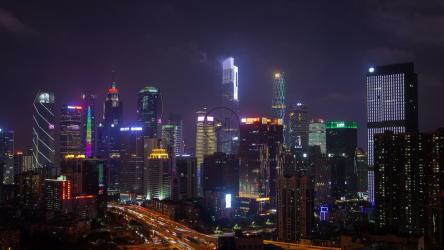 广州市中心闪烁的摩天大楼[4K]