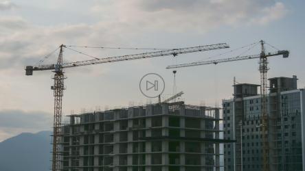 施工现场和起重机工作时间间隔[4K]