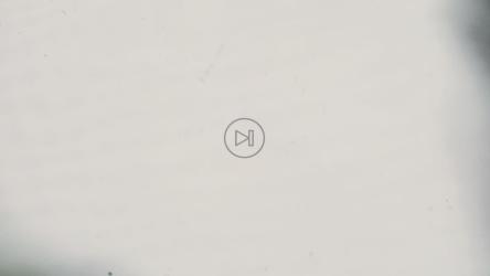 白色背景水中的气泡[免费商用]