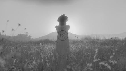 享受自然的女人[4K免费商用]