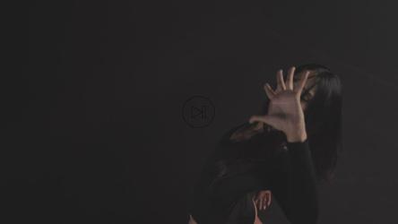 当代舞者表演的高架镜头[免费商用]