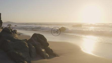 海滩海岸的美丽航拍[4K免费商用]