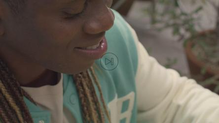 吃披萨的男人[免费商用]