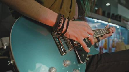 绿松石电吉他：天才音乐商店播放[免费商用]