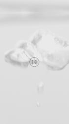 垂直视频中气泡在水中升起[免费商用竖屏]