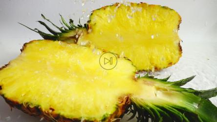 水龙头下的半个菠萝[]