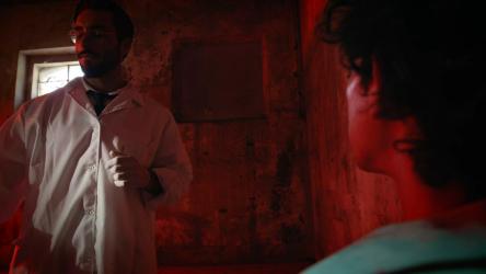 杀手持有各种酷刑武器[免费商用]