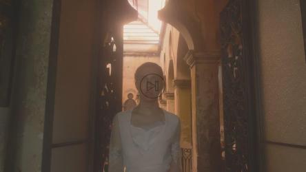 复古女人走向卧室[免费商用]